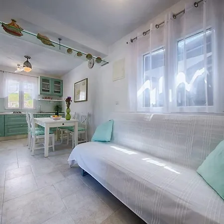 Apartment Molo Trovna